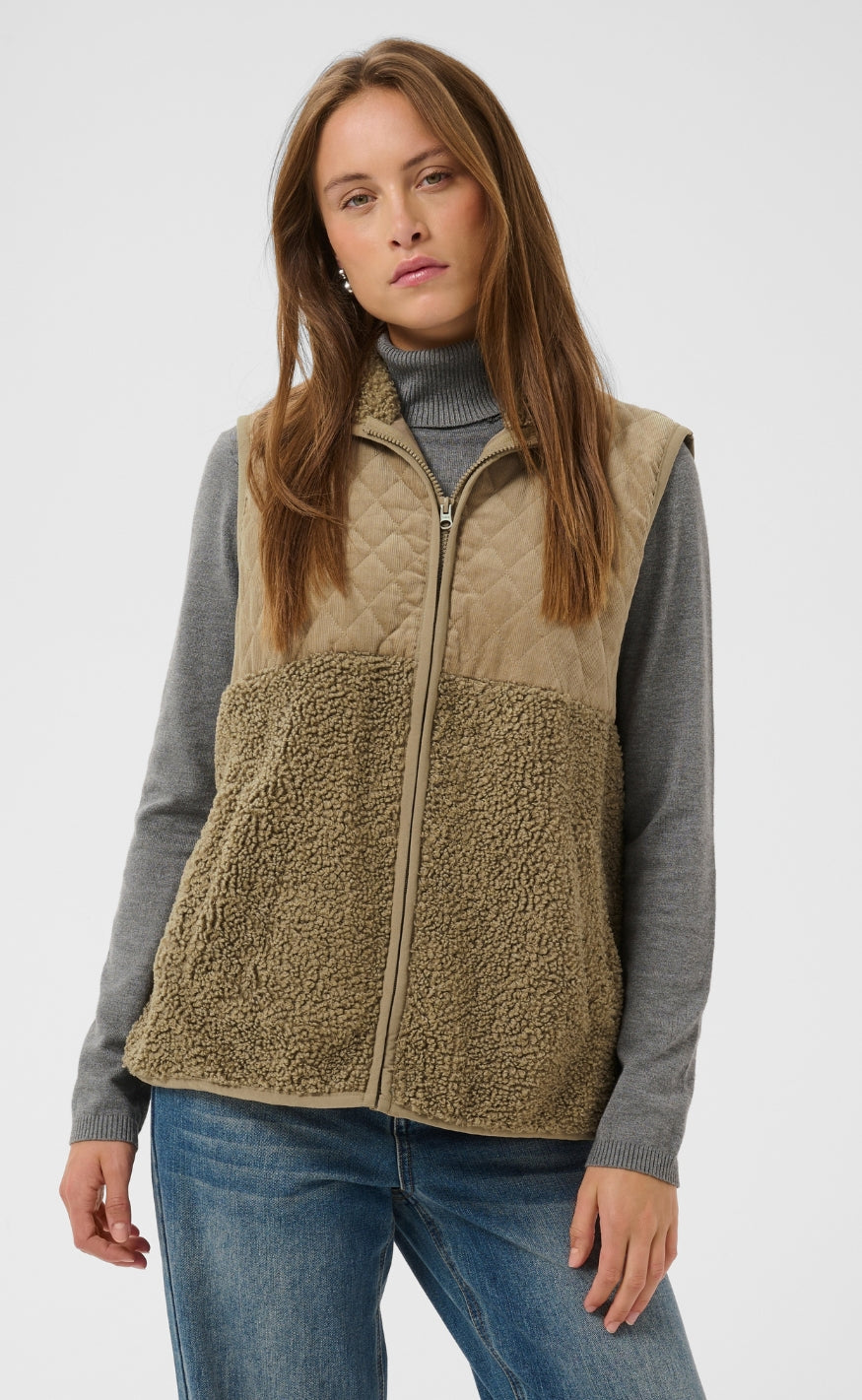 Culture Vest - Lenia - Timber Wolf