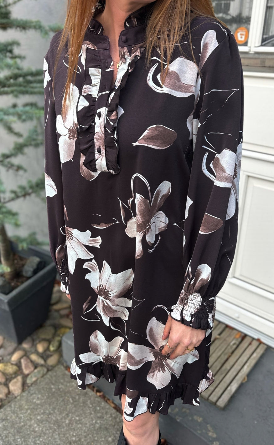 Say INA Copenhagen Kjole - Pia - Dark Brown W. Flowers