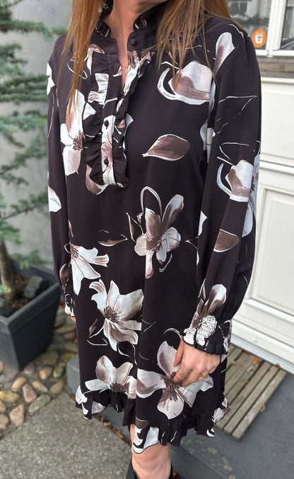 Say INA Copenhagen Kjole - Pia - Dark Brown W. Flowers
