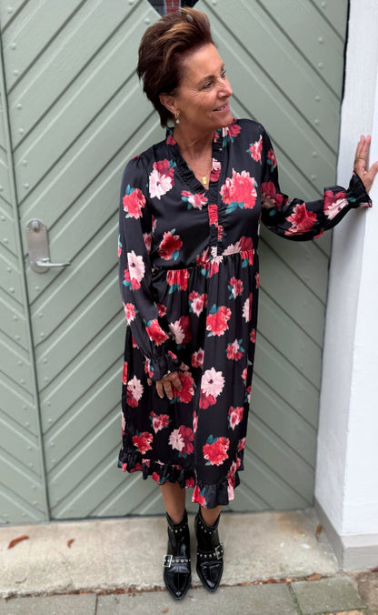 Say INA Copenhagen Kjole - Catja - Black W. Red/Pink Flowers
