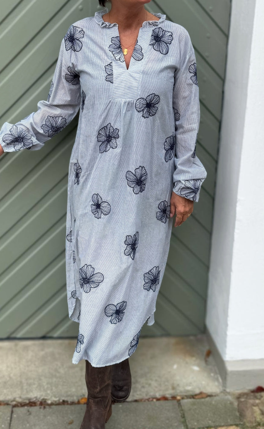 Say INA Copenhagen Kjole - Winnie New LS - Blue Striped W. Navy Flowers
