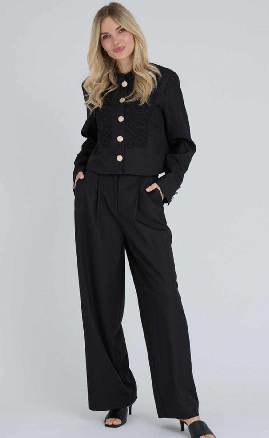 A-View Blazer - Napoleon - Black