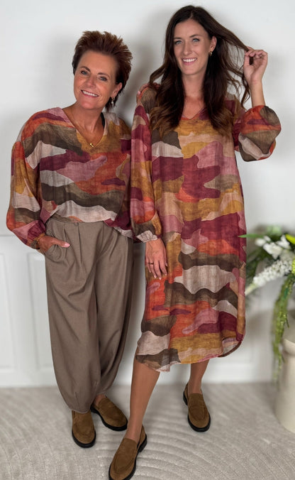 Black Colour Bluse - Zella Sheer - Burnt Wine
