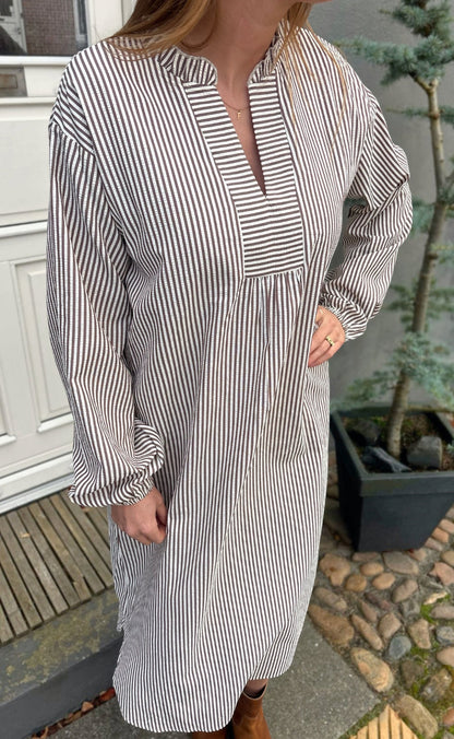 Say INA Copenhagen Kjole - Winnie New LS - Brown Striped