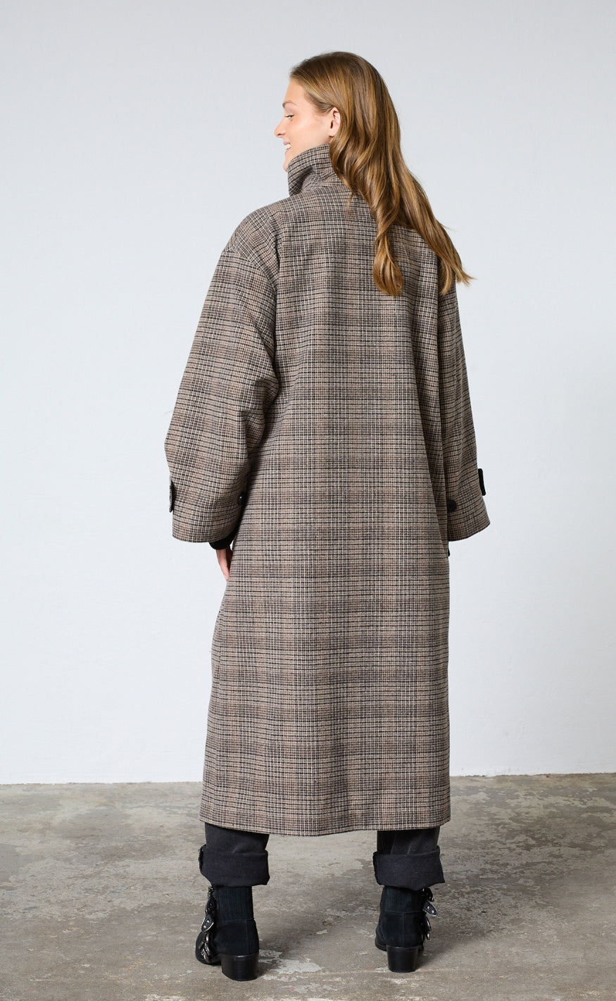 Sisters Point Jakke - DAR-LONG1 - Brown Check