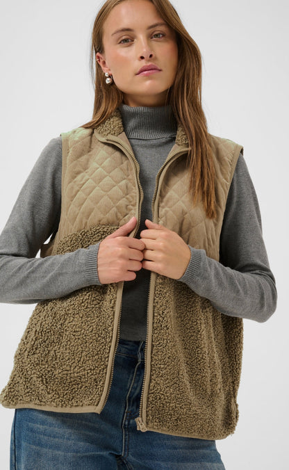 Culture Vest - Lenia - Timber Wolf