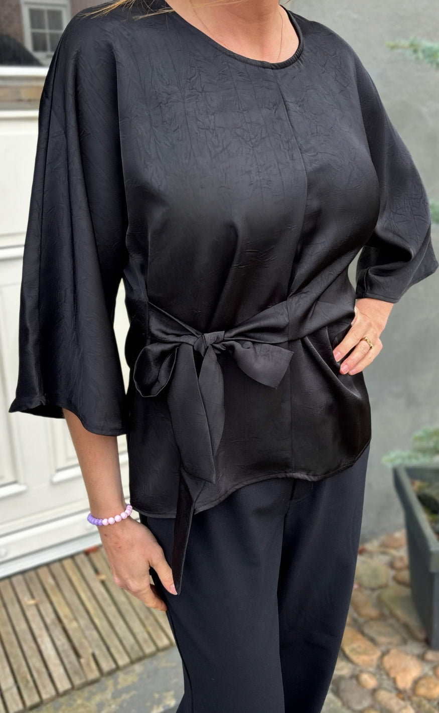 Say INA Copenhagen Bluse - Alina Tie - Black