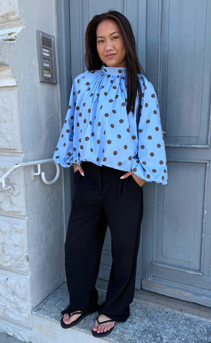 Say INA Copenhagen Bluse - Diana Dot - Blue W. Brown Dots