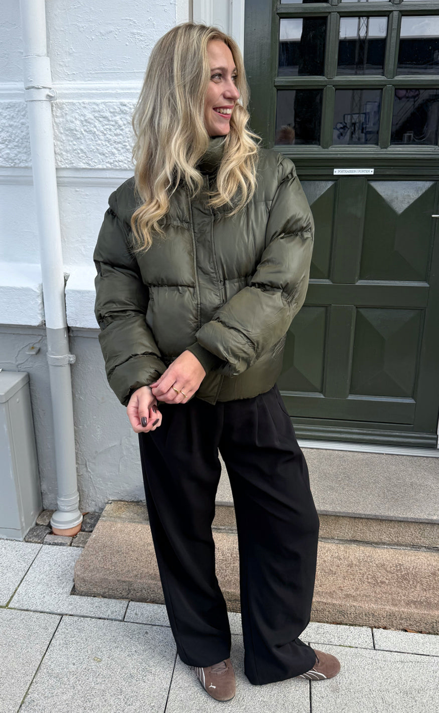 Say INA Copenhagen Jakke - Ella Puffer - Shiny Olive Green