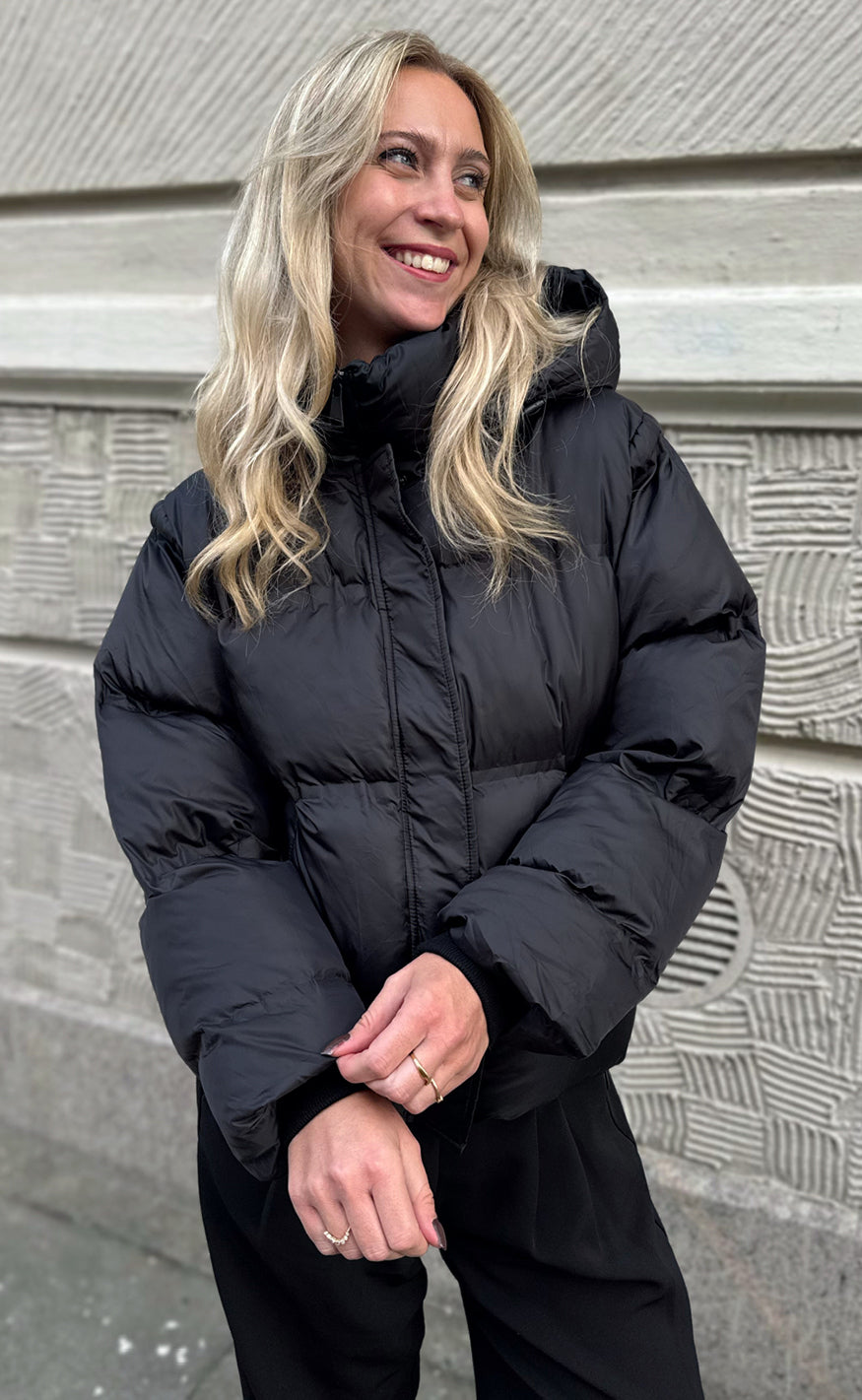 Say INA Copenhagen Jakke - Ella Puffer - Matte Black