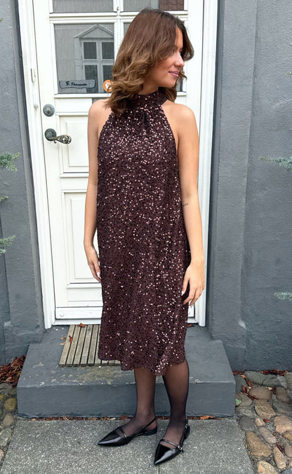 Say INA Copenhagen Kjole - Janessa Halterneck - Brown Sequin
