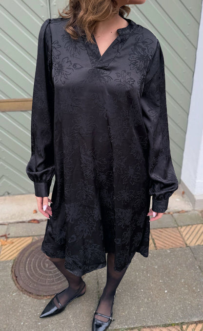 Say INA Copenhagen Kjole - Emmely - Black Flower