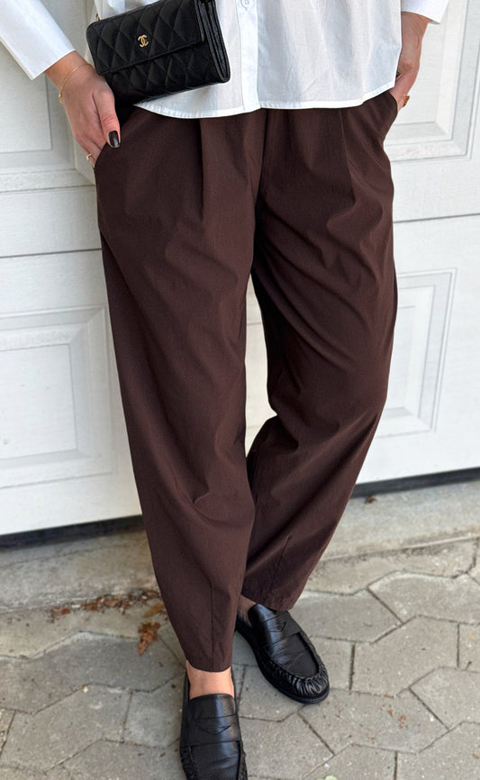 Say INA Copenhagen Bukser - Nessa Barrel - Dark Brown