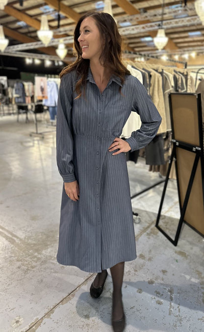Love & Divine Kjole - Love1420-2 - Pin Stripe