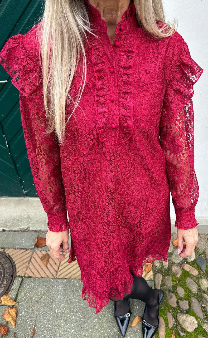 Say INA Copenhagen Kjole - Pia Lace - Bordeaux