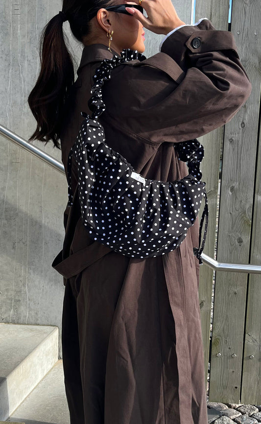 Say INA Copenhagen Taske - Dortea Dotted - Black W. White Dots