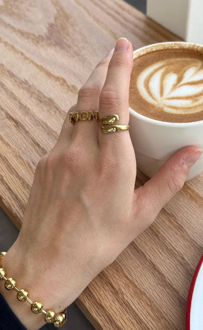 Smykkeli Copenhagen Ring - Mom - Golden